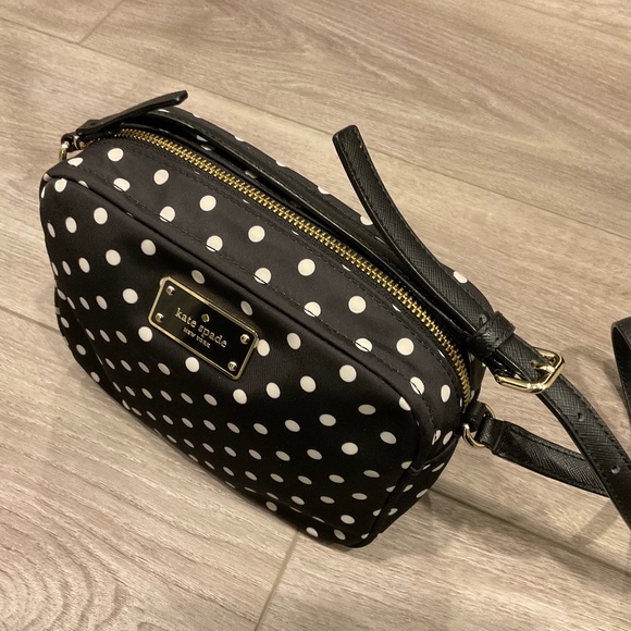 Kate Spade Crossbody Black & White Mindy Blake Avenue Diamond Dot NWOT - Picture 7 of 12